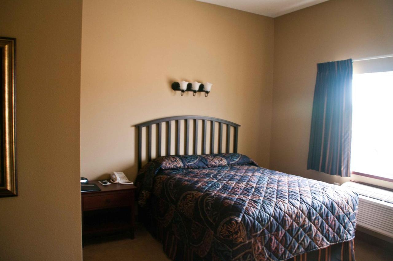 Americas Best Value Inn Big Lake Becker Buitenkant foto
