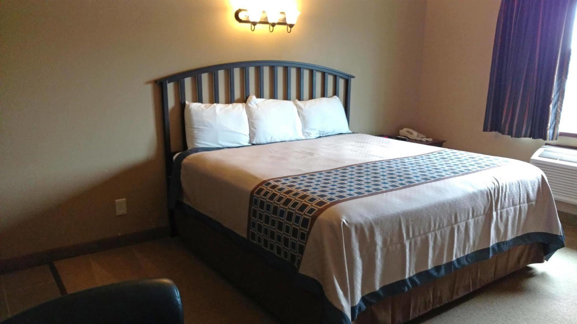 Americas Best Value Inn Big Lake Becker Buitenkant foto